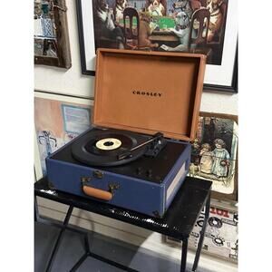 Retro Crosley Keepsake CR6249A-BT1 Record Player Blue Tan